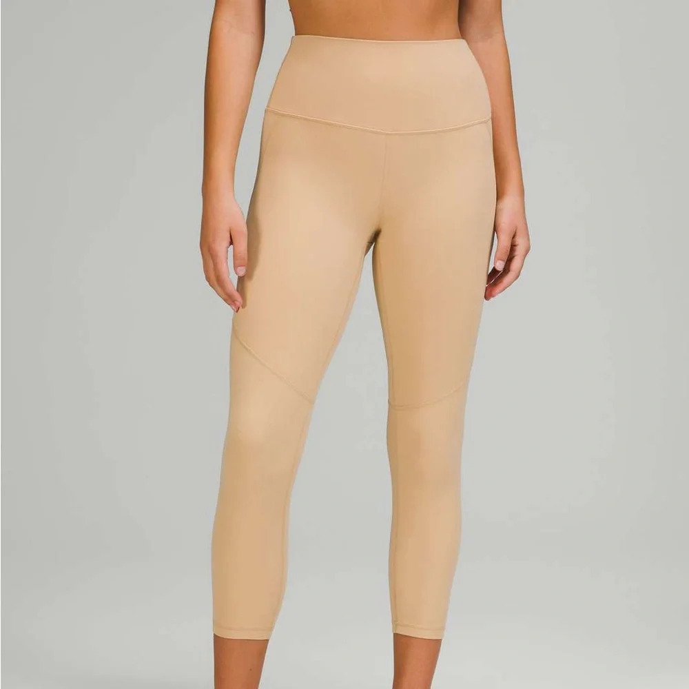 🆕🧡 Lululemon Nulu High-Rise Yoga Crop 23” - Pecan Tan